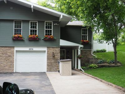 5206 Baker Rd, Minnetonka, MN, 55343