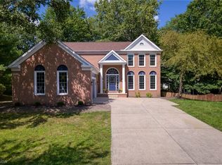 20284 Ellsworth Dr, Strongsville, OH
