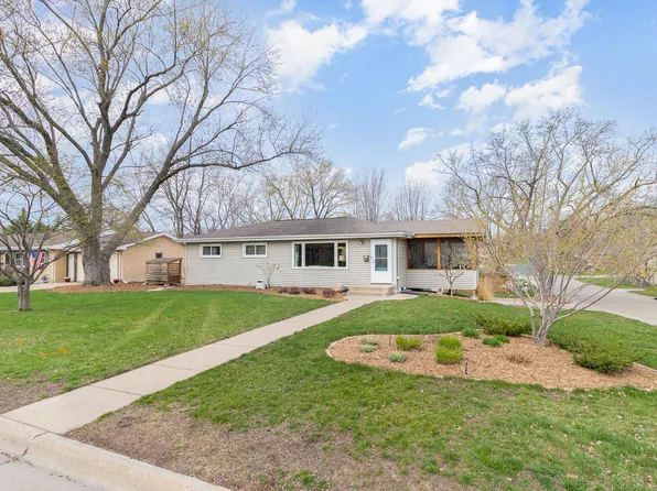 4557 Maryland Ave N, Crystal, MN 55428