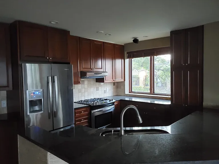 4430 W Lake Harriet Pkwy #402 — Photo 10