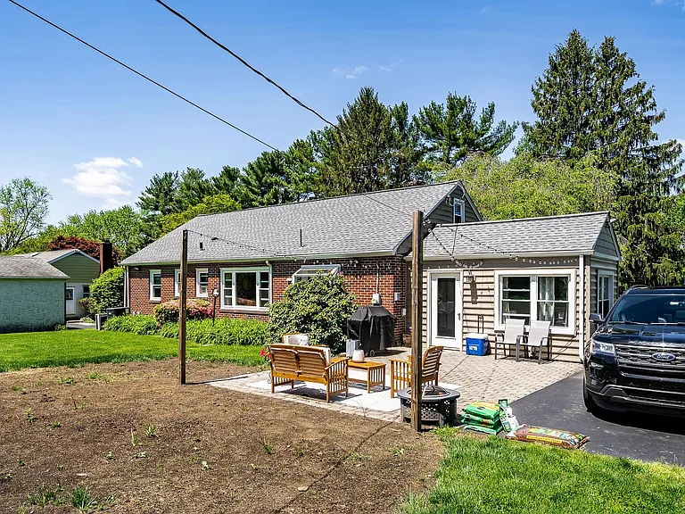 1538 Carmac Rd — Photo 25