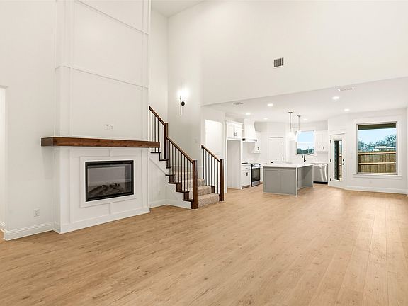 5th image of 210 Legacy Blvd