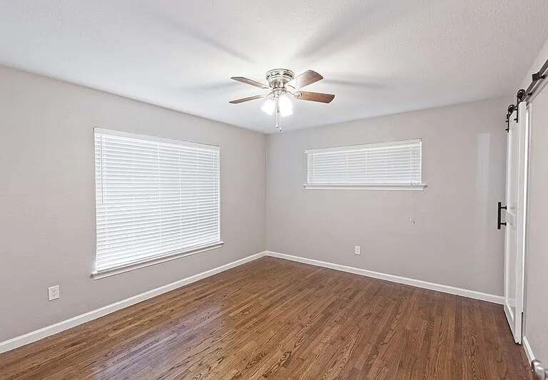 304 S Grove Rd — Photo 31