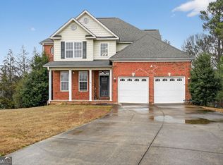 108 Redwood St NE, Calhoun, GA 30701