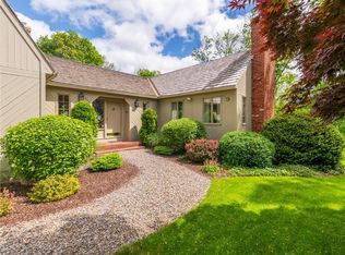 429 Woonsocket Hill Rd, North Smithfield, RI 02896