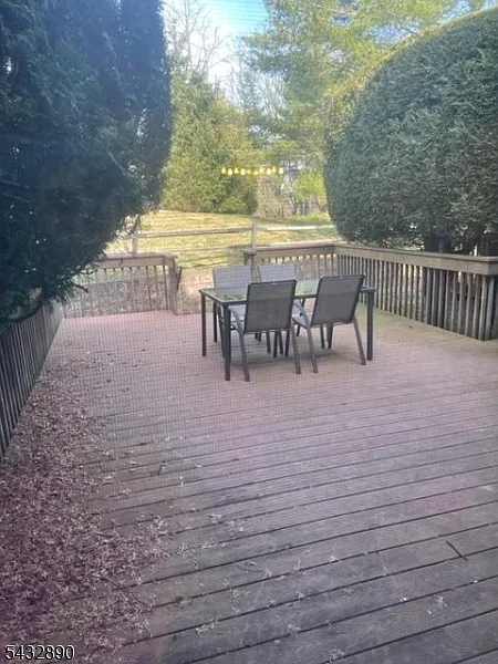 2 bed, 2.5 bath, $4,000 — Photo 2