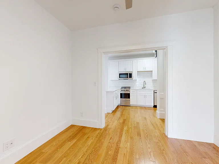 151 Park Dr #5 — Photo 9