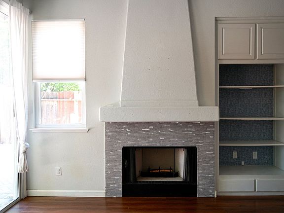 5th image of 108 Robinson Ct