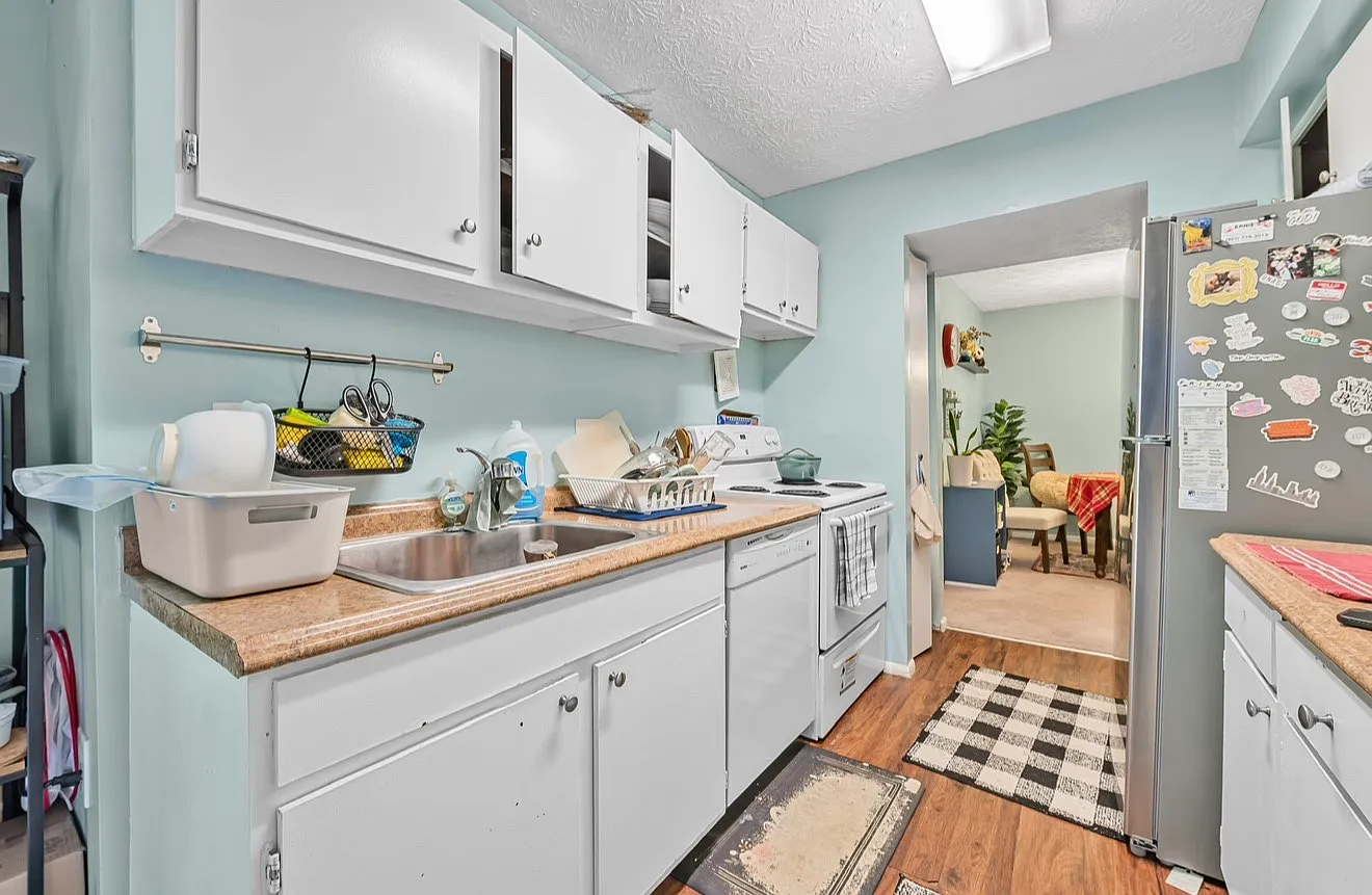 7712 Hanover Pkwy — Photo 4