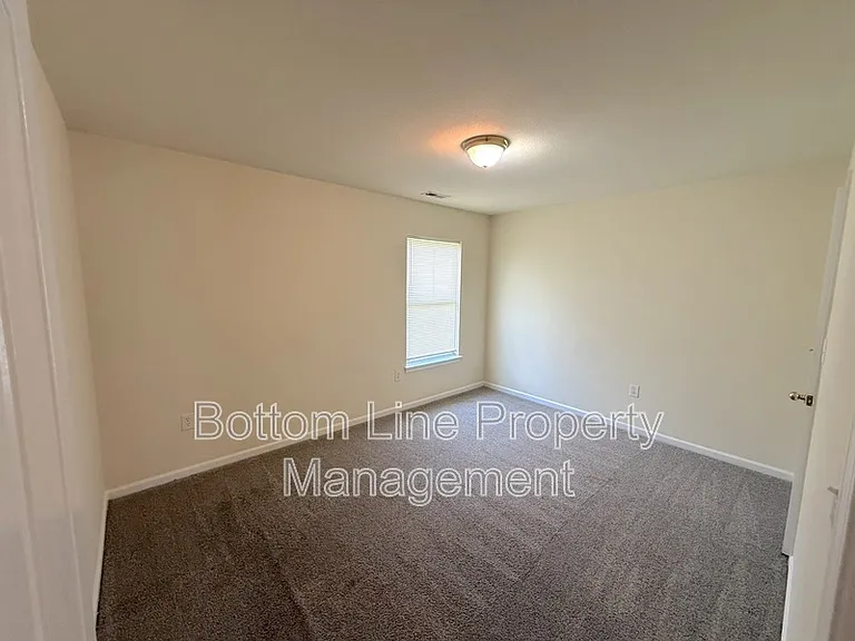 6926 Brandon Chase Ln — Photo 12