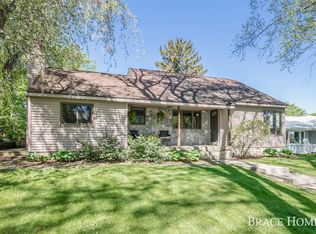 1441 Derby Dr NW, Grand Rapids, MI 49504
