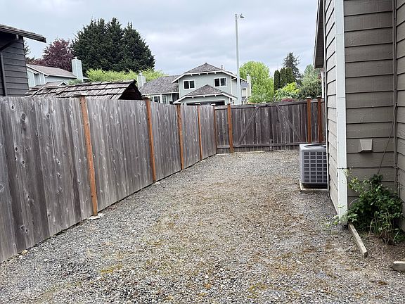 5th image of 804 151st St SE