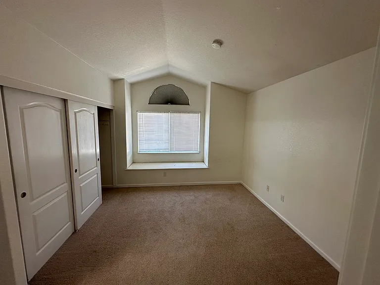 2160 Seville Dr — Photo 7