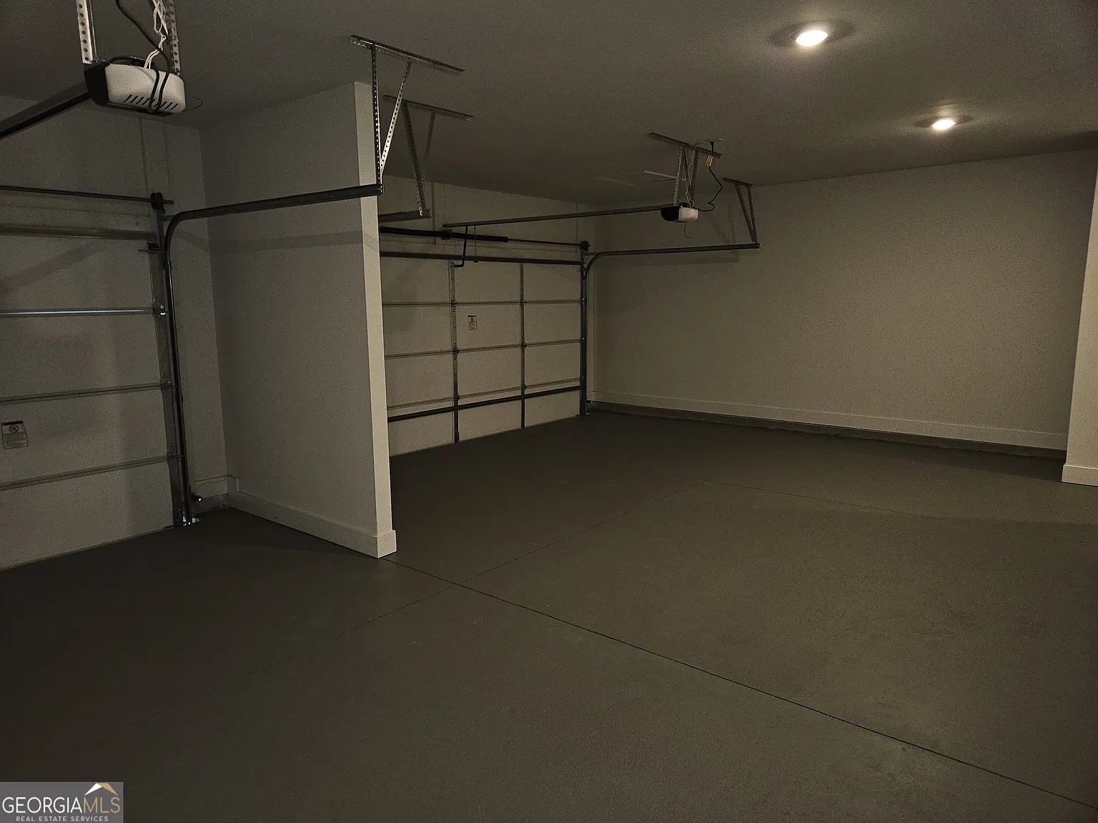 4 bed, 3.0 bath, 3032 sqft, $2,879 — Photo 4