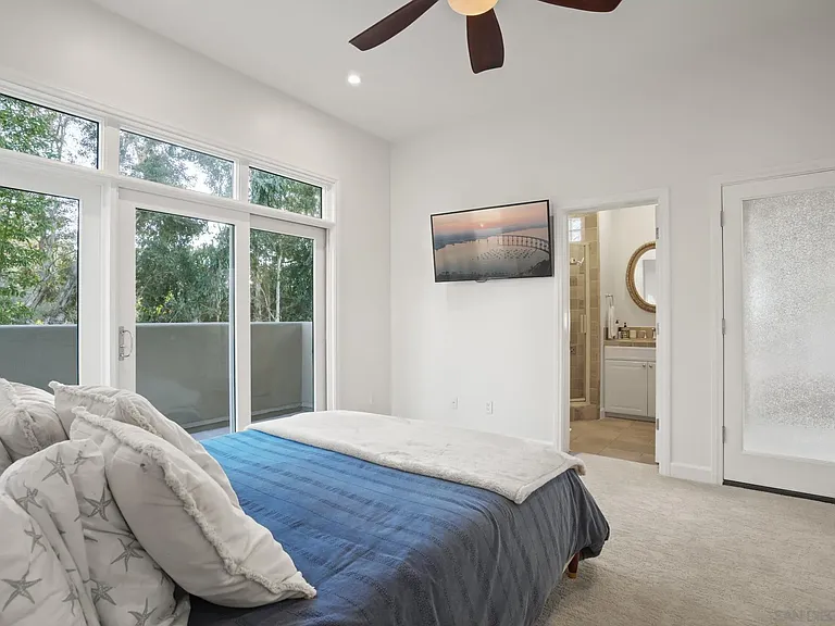 13601 Nogales Dr — Photo 16