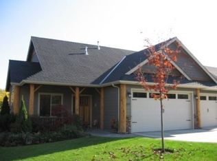 759 NW Windsor Dr, Grants Pass, OR 97526