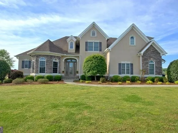 960 Winged Foot Trl, Fayetteville, GA 30215