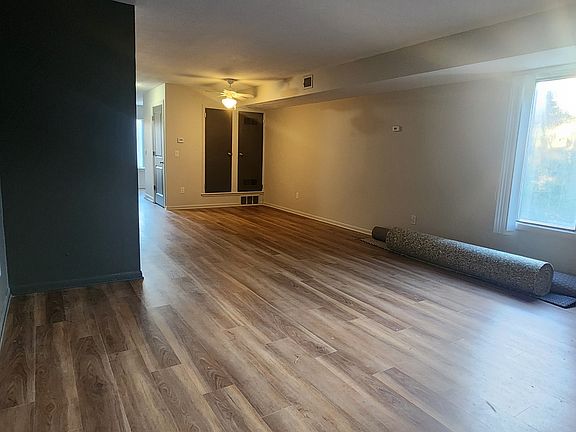 5th image of 721 N Capitol Ave APT 6