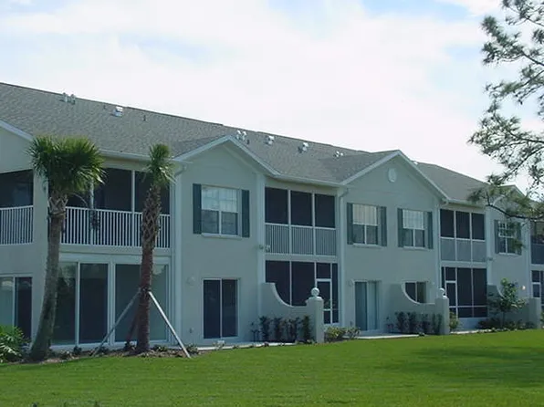 873 Saranac Lake Dr APT 102, Venice, FL 34292