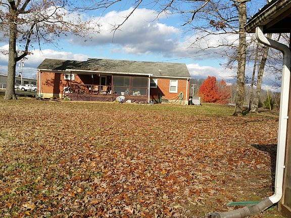 3rd image of 150 Sylvis Rd