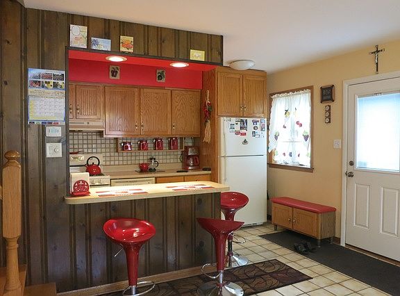 3rd image of 407 N Yale Ave