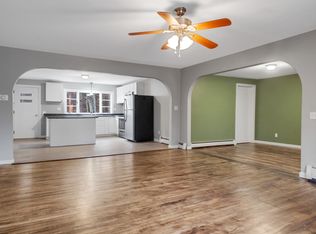 463 Litchfield Rd, Farmingdale, ME 04344