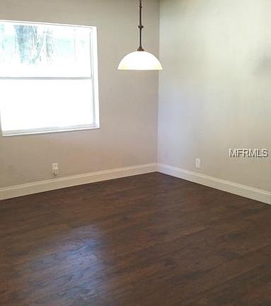 5th image of 2723 W Henry Ave