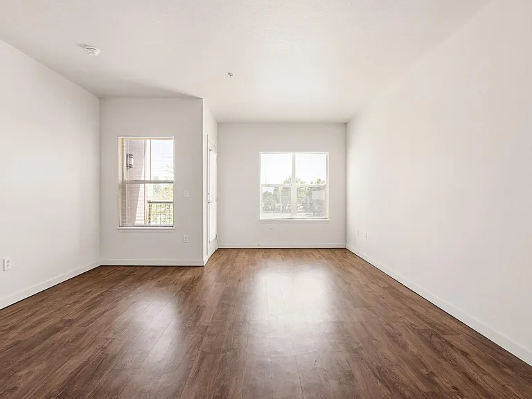 Clay Street Residences — Photo 11