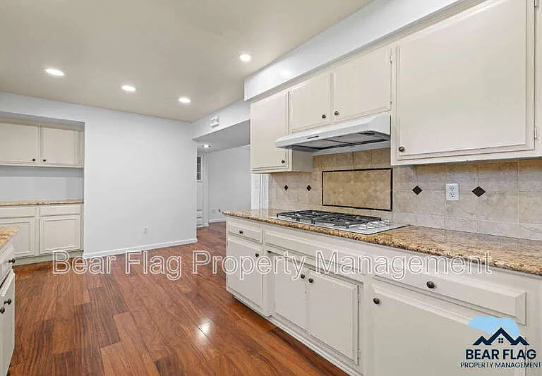 7919 Ridgemont Dr — Photo 19