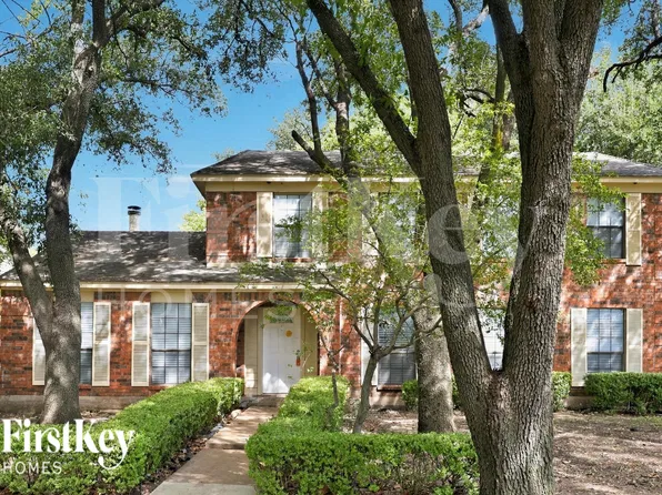 7431 Bayberry Ln, Dallas, TX 75249