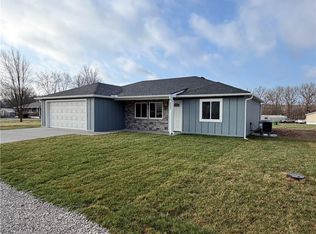 207 W 2nd St, Creighton, MO 64739