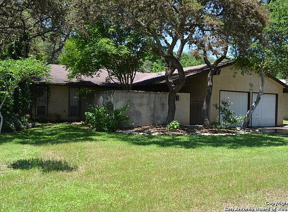 3rd image of 8907 Pertshire St
