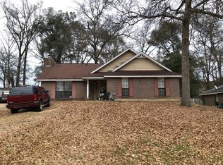 824 Cobblestone Curv, Prattville, AL 36067