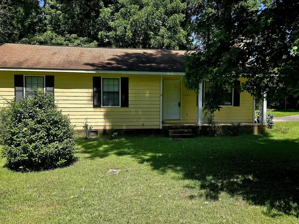 1349 Royalwyn Dr, Macon, GA 31220