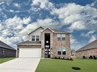 5289 Annika Ave, Springdale, AR 72762