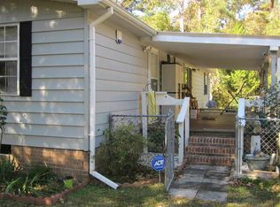 166 Quail Point Dr, Hubert, NC 28539