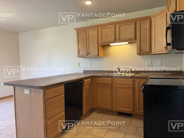 1862 Golden Bell Dr — Photo 8