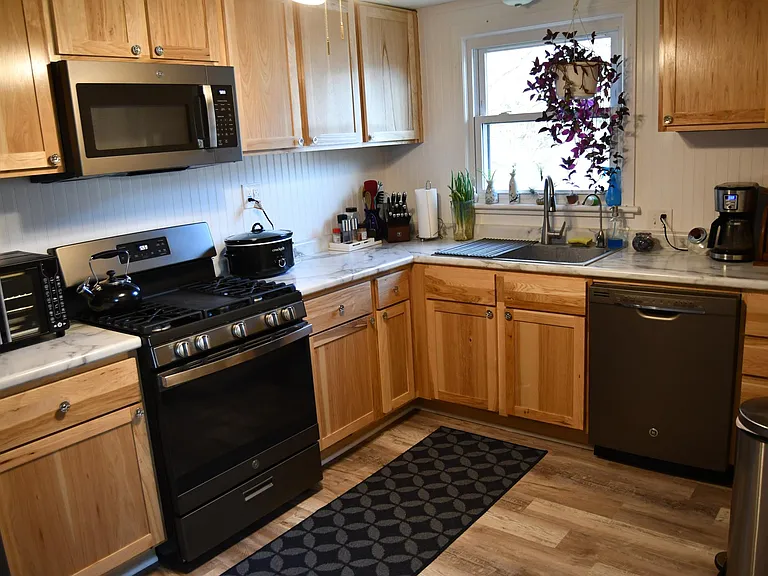 218 18th St NW #2 — Photo 23