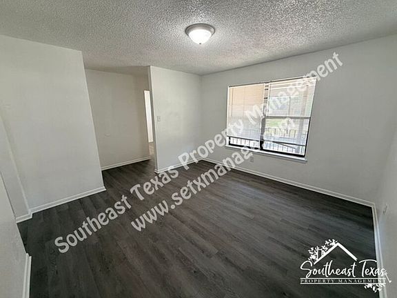 2nd image of 1410 S Elizabeth Ave APT 104