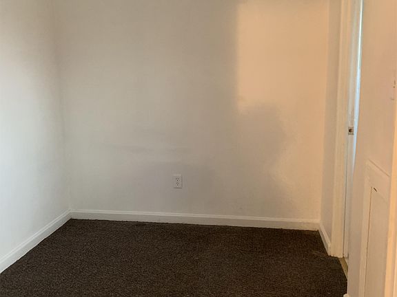 2nd image of 1310 Mishawaka Ave APT 9