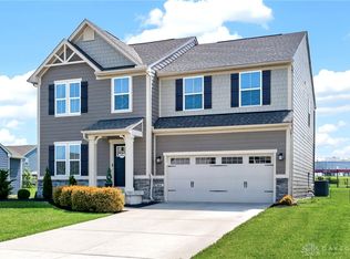 924 Cedar Grove Dr, Tipp City, OH 45371