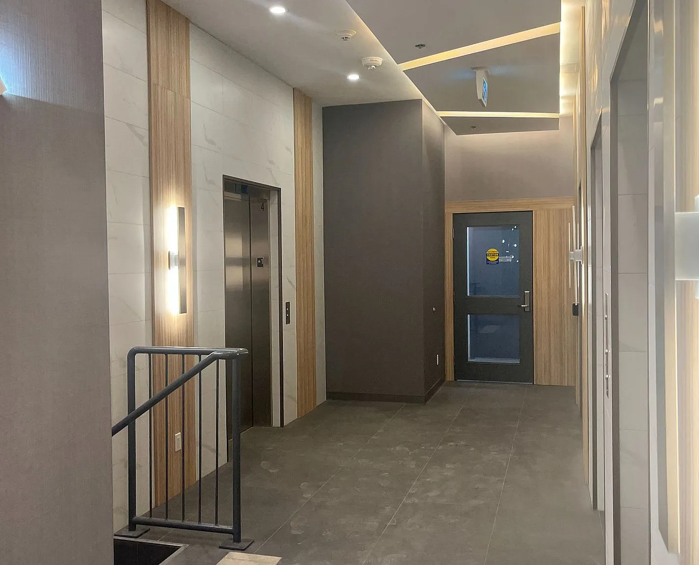 2 bed, $2,000 — Photo 3