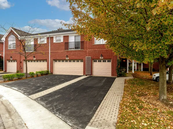 937 Bromley Pl, Northbrook, IL 60062