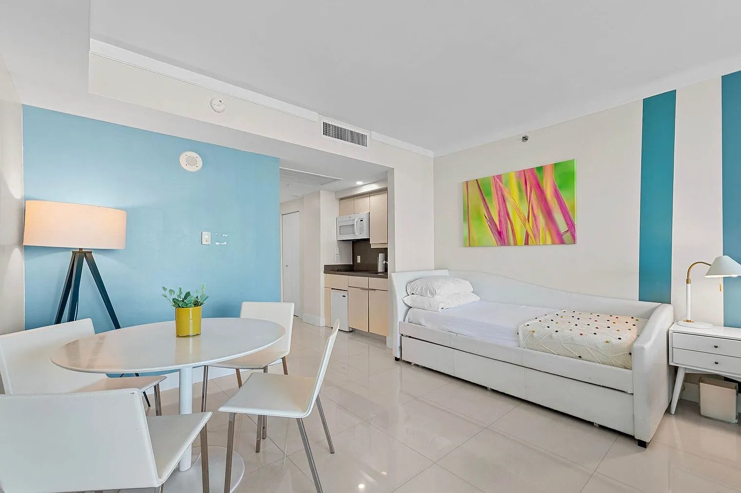 2 bed, 3.0 bath, 1248 sqft, $24,846 — Photo 2