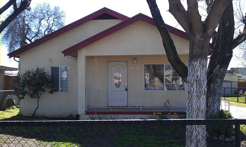 1st image of 2372 E Lindsay St