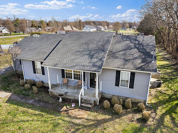 3rd image of 7474 Antietam Ln
