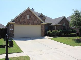 9712 Sinclair St, Fort Worth, TX 76244