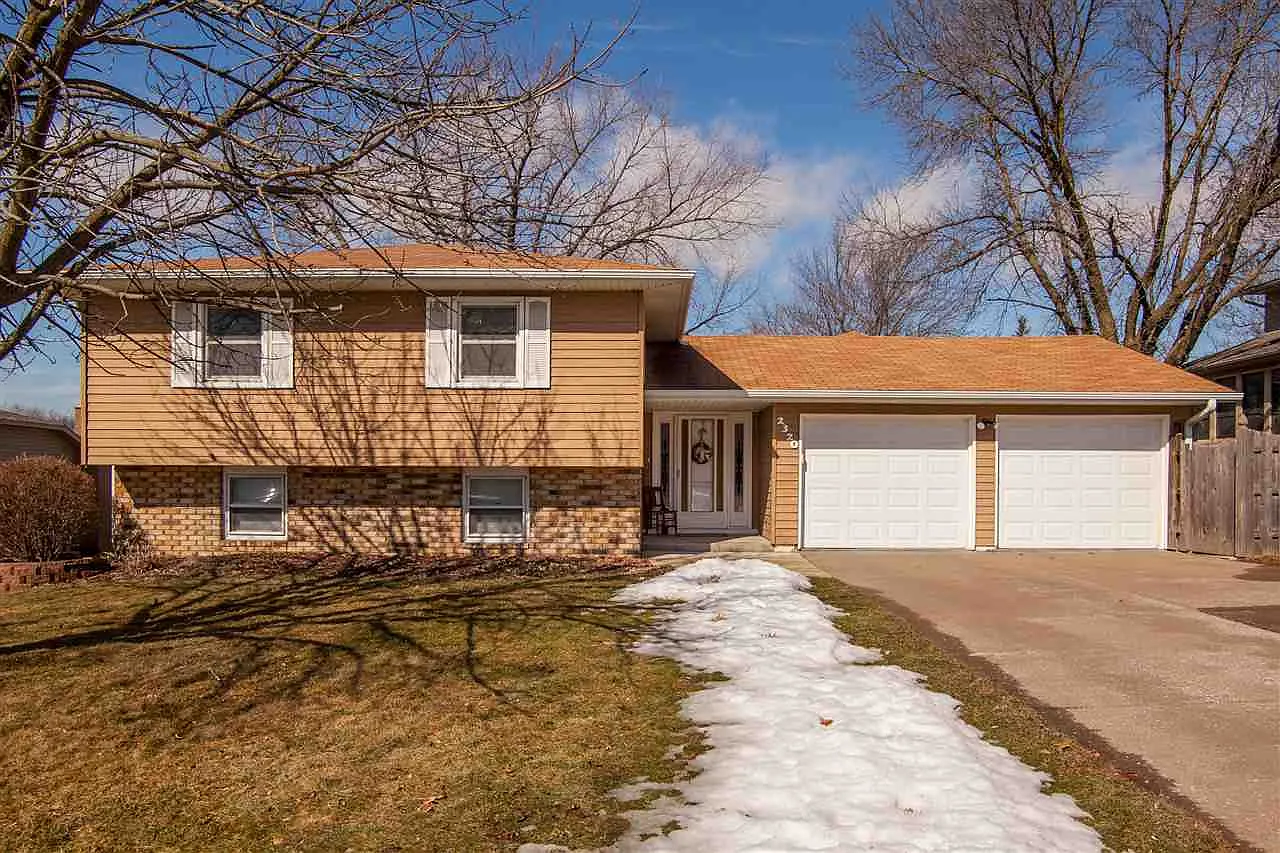 2320 Westberry Ct photo 1