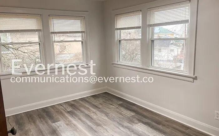 2730 Elliott Ave — Photo 23