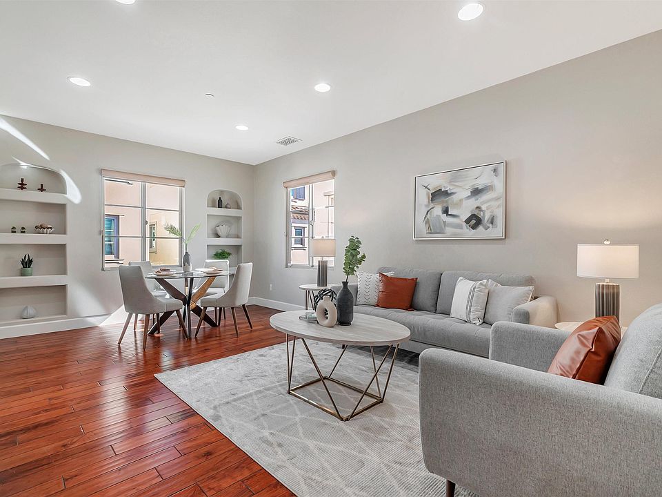 1st image of 550 Palo Verde Cmns